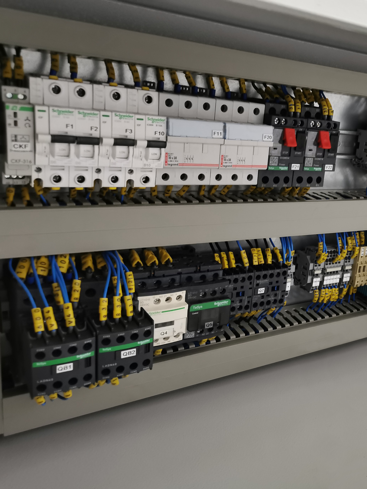 GRAFS SR-2400e